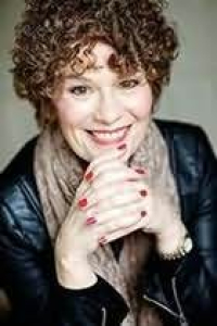 avatar of Dinah Jefferies