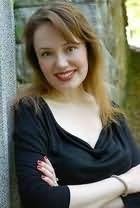 avatar of Hilary Davidson