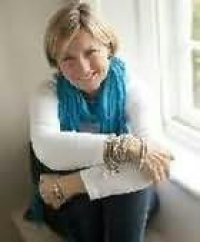 avatar of Liz Fenwick