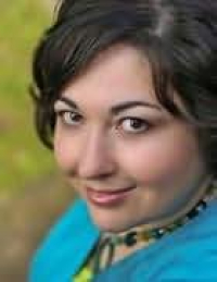 avatar of Stephanie Dray